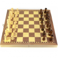 Шахматы деревянные с магнитом