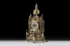 Набор Virtus часы Clock Machado 44 x 26см 5,2 кг, два канделябра на четыре свечи Machado 44 x 22см, 